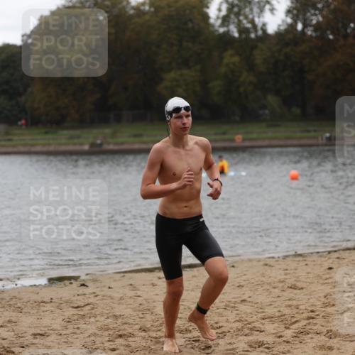 13.09.2026 - Stadtparktriathlon Mo-Foto http://msf.ph/oto/10249176 13.09.2026 13:19:38 Schwimmen 1478, 1486, 1495, 1527 meine-sportfotos.de