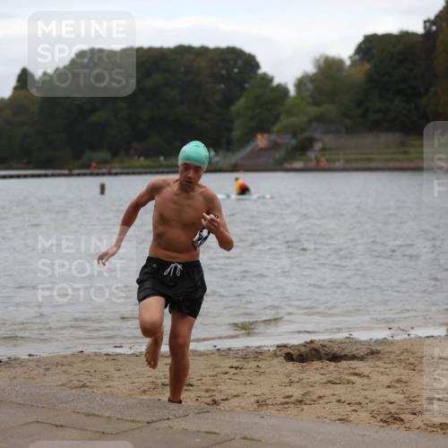 13.09.2026 - Stadtparktriathlon Mo-Foto http://msf.ph/oto/10249198 13.09.2026 13:19:43 Schwimmen 1478, 1486, 1527 meine-sportfotos.de