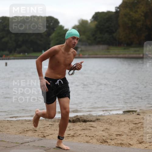 13.09.2026 - Stadtparktriathlon Mo-Foto http://msf.ph/oto/10249202 13.09.2026 13:19:44 Schwimmen 1478, 1527 meine-sportfotos.de