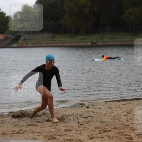 13.09.2026 - Stadtparktriathlon Mo-Foto http://msf.ph/oto/10249217 13.09.2026 13:20:25 Schwimmen 1497, 1517 meine-sportfotos.de