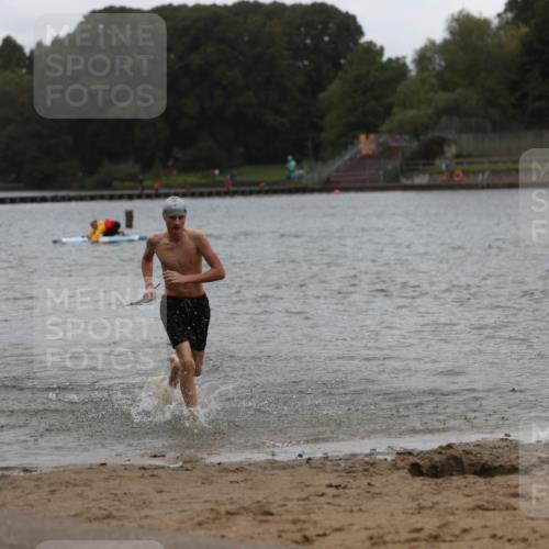 13.09.2026 - Stadtparktriathlon Mo-Foto http://msf.ph/oto/10249225 13.09.2026 13:20:28 Schwimmen 1497, 1517 meine-sportfotos.de