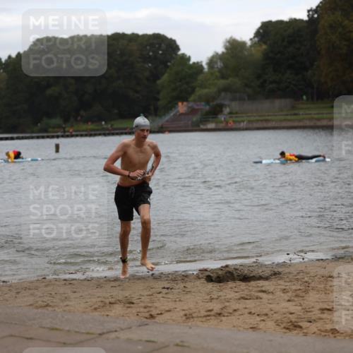 13.09.2026 - Stadtparktriathlon Mo-Foto http://msf.ph/oto/10249230 13.09.2026 13:20:29 Schwimmen 1497, 1517 meine-sportfotos.de