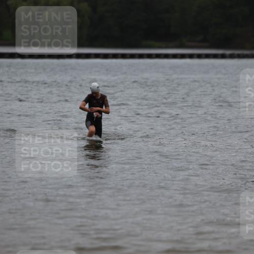 13.09.2026 - Stadtparktriathlon Mo-Foto http://msf.ph/oto/10249246 13.09.2026 13:20:51 Schwimmen  meine-sportfotos.de