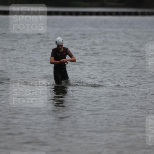 13.09.2026 - Stadtparktriathlon Mo-Foto http://msf.ph/oto/10249248 13.09.2026 13:20:53 Schwimmen 1530 meine-sportfotos.de