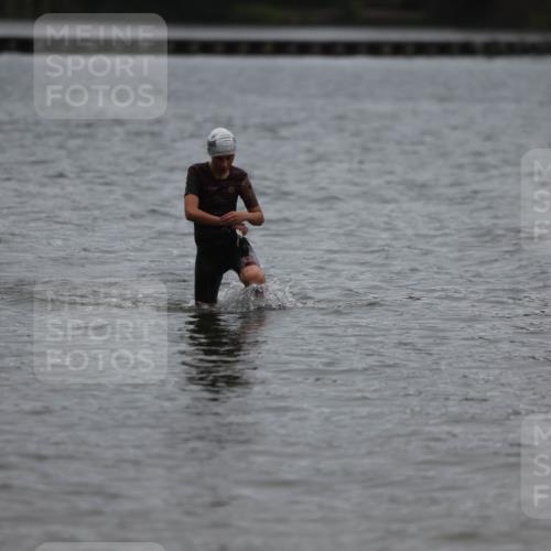 13.09.2026 - Stadtparktriathlon Mo-Foto http://msf.ph/oto/10249249 13.09.2026 13:20:54 Schwimmen 1530 meine-sportfotos.de