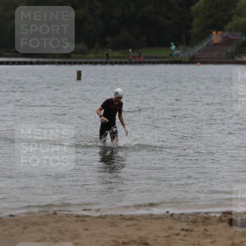 13.09.2026 - Stadtparktriathlon Mo-Foto http://msf.ph/oto/10249261 13.09.2026 13:20:59 Schwimmen 1530 meine-sportfotos.de