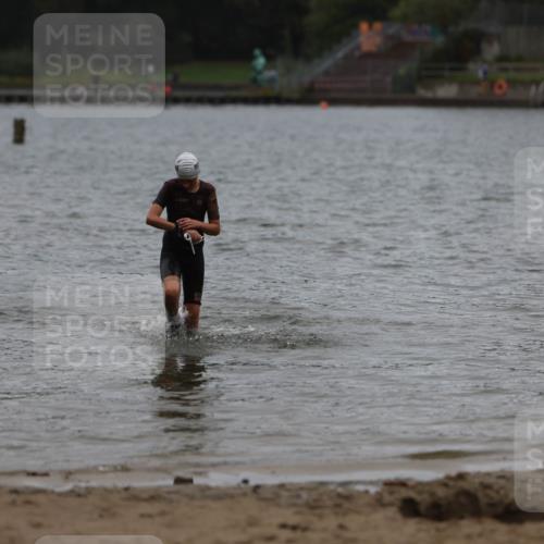13.09.2026 - Stadtparktriathlon Mo-Foto http://msf.ph/oto/10249263 13.09.2026 13:21:00 Schwimmen 1530 meine-sportfotos.de