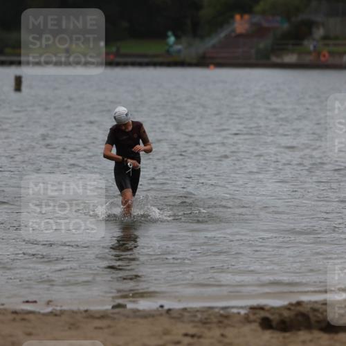13.09.2026 - Stadtparktriathlon Mo-Foto http://msf.ph/oto/10249264 13.09.2026 13:21:01 Schwimmen 1530 meine-sportfotos.de