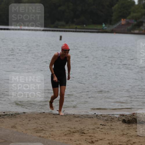 13.09.2026 - Stadtparktriathlon Mo-Foto http://msf.ph/oto/10249332 13.09.2026 13:22:09 Schwimmen 1531 meine-sportfotos.de