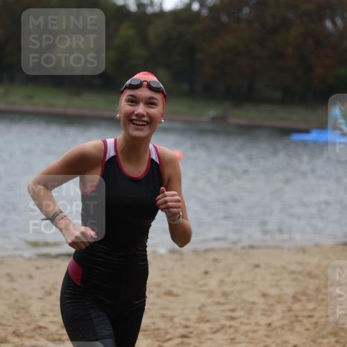 13.09.2026 - Stadtparktriathlon Mo-Foto http://msf.ph/oto/10249353 13.09.2026 13:22:13 Schwimmen 1531 meine-sportfotos.de