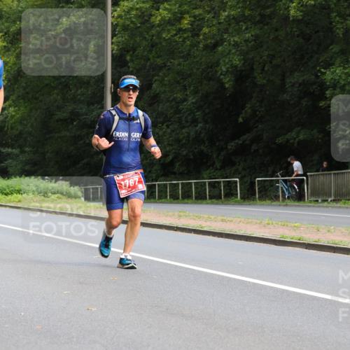 13.09.2026 - 21. swb-Marathon Bremen TobiasT http://msf.ph/oto/10250303 13.09.2026 12:26:43 Laufen 1767 meine-sportfotos.de