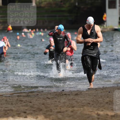 13.09.2026 - Stadtparktriathlon Mo-Foto http://msf.ph/oto/10250640 13.09.2026 11:30:35 Schwimmen 862, 879, 891, 924, 927, 937, 941 meine-sportfotos.de