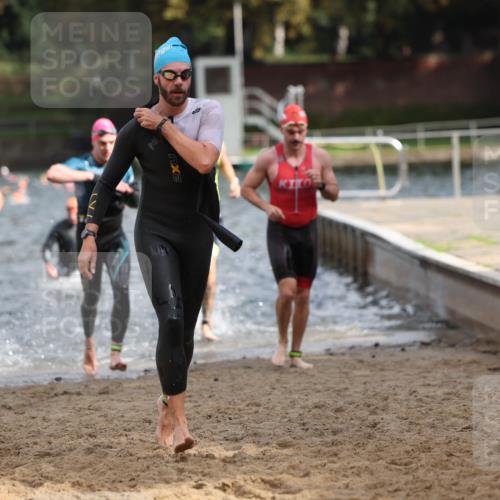 13.09.2026 - Stadtparktriathlon Mo-Foto http://msf.ph/oto/10250658 13.09.2026 11:30:41 Schwimmen 847, 862, 879, 886, 891, 916, 924, 927, 937, 941 meine-sportfotos.de