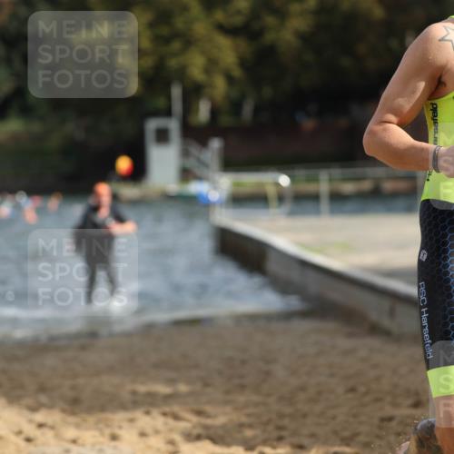 13.09.2026 - Stadtparktriathlon Mo-Foto http://msf.ph/oto/10250674 13.09.2026 11:30:47 Schwimmen 847, 862, 879, 886, 916, 937, 941 meine-sportfotos.de