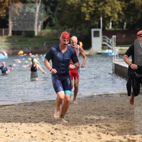 13.09.2026 - Stadtparktriathlon Mo-Foto http://msf.ph/oto/10250686 13.09.2026 11:30:51 Schwimmen 847, 886, 914, 916 meine-sportfotos.de