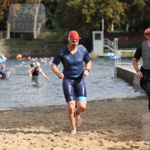 13.09.2026 - Stadtparktriathlon Mo-Foto http://msf.ph/oto/10250687 13.09.2026 11:30:51 Schwimmen 847, 886, 914, 916 meine-sportfotos.de
