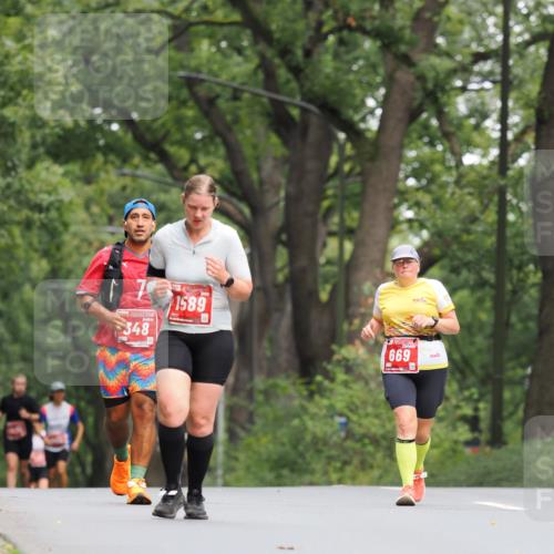13.09.2026 - 21. swb-Marathon Bremen TobiasT http://msf.ph/oto/10250698 13.09.2026 12:34:02 Laufen 348, 1589, 669 meine-sportfotos.de