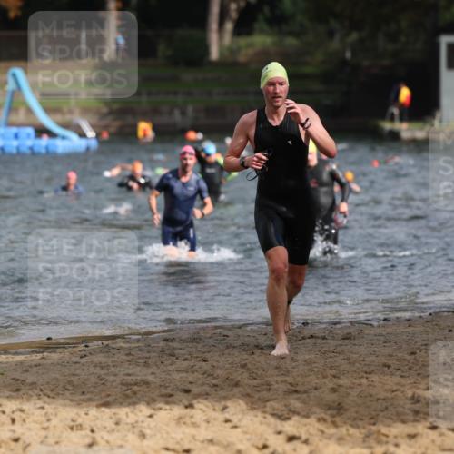 13.09.2026 - Stadtparktriathlon Mo-Foto http://msf.ph/oto/10250705 13.09.2026 11:30:59 Schwimmen 867, 893, 914, 926 meine-sportfotos.de