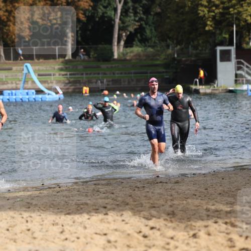 13.09.2026 - Stadtparktriathlon Mo-Foto http://msf.ph/oto/10250719 13.09.2026 11:31:02 Schwimmen 830, 867, 893, 914, 926 meine-sportfotos.de