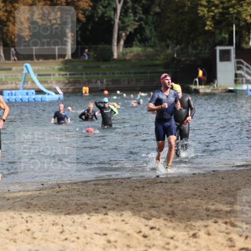 13.09.2026 - Stadtparktriathlon Mo-Foto http://msf.ph/oto/10250722 13.09.2026 11:31:02 Schwimmen 830, 867, 893, 914, 926 meine-sportfotos.de
