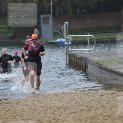 13.09.2026 - Stadtparktriathlon Mo-Foto http://msf.ph/oto/10250723 13.09.2026 12:54:04 Schwimmen 1349, 1384, 1387, 1388, 1402, 1410, 1414 meine-sportfotos.de