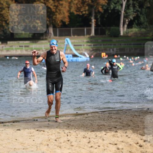13.09.2026 - Stadtparktriathlon Mo-Foto http://msf.ph/oto/10250728 13.09.2026 11:31:03 Schwimmen 830, 867, 893, 914, 926 meine-sportfotos.de
