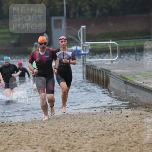 13.09.2026 - Stadtparktriathlon Mo-Foto http://msf.ph/oto/10250729 13.09.2026 12:54:05 Schwimmen 1349, 1384, 1387, 1388, 1402, 1410, 1414 meine-sportfotos.de