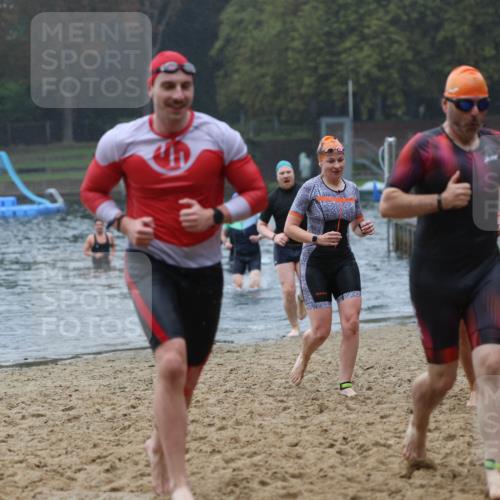 13.09.2026 - Stadtparktriathlon Mo-Foto http://msf.ph/oto/10250751 13.09.2026 12:54:09 Schwimmen 1384, 1387, 1388, 1402, 1410, 1414 meine-sportfotos.de