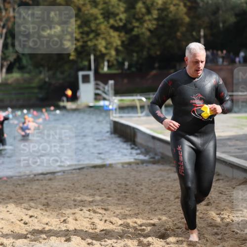 13.09.2026 - Stadtparktriathlon Mo-Foto http://msf.ph/oto/10250761 13.09.2026 11:31:10 Schwimmen 830, 867, 892, 893, 926, 963 meine-sportfotos.de