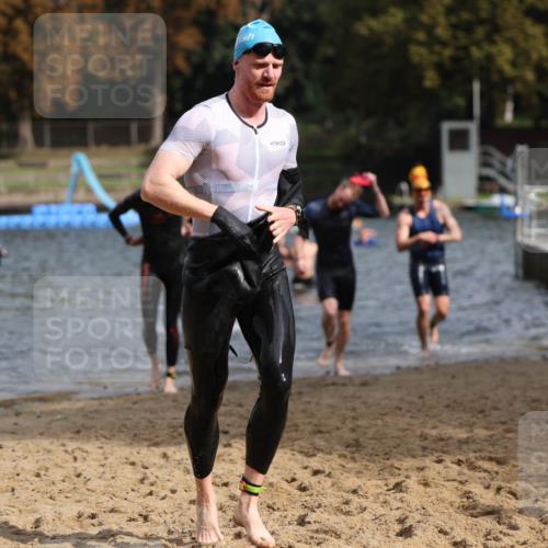 13.09.2026 - Stadtparktriathlon Mo-Foto http://msf.ph/oto/10250813 13.09.2026 11:31:19 Schwimmen 838, 839, 859, 892, 894, 903, 963 meine-sportfotos.de