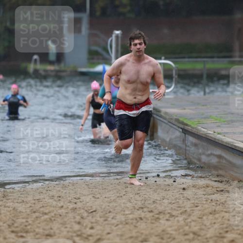 13.09.2026 - Stadtparktriathlon Mo-Foto http://msf.ph/oto/10250815 13.09.2026 12:54:35 Schwimmen 1347, 1364, 1393, 1395, 1396, 1413 meine-sportfotos.de