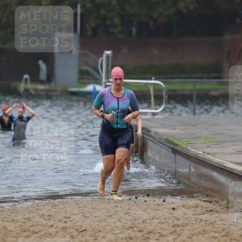 13.09.2026 - Stadtparktriathlon Mo-Foto http://msf.ph/oto/10250823 13.09.2026 12:54:38 Schwimmen 1347, 1364, 1393, 1395, 1396 meine-sportfotos.de