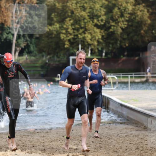 13.09.2026 - Stadtparktriathlon Mo-Foto http://msf.ph/oto/10250826 13.09.2026 11:31:22 Schwimmen 838, 839, 859, 871, 892, 894, 903, 963 meine-sportfotos.de