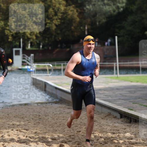 13.09.2026 - Stadtparktriathlon Mo-Foto http://msf.ph/oto/10250841 13.09.2026 11:31:24 Schwimmen 838, 839, 859, 871, 894, 903, 963 meine-sportfotos.de