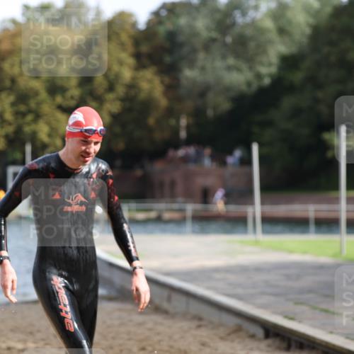 13.09.2026 - Stadtparktriathlon Mo-Foto http://msf.ph/oto/10250849 13.09.2026 11:31:26 Schwimmen 838, 839, 859, 871, 894, 903, 906, 963 meine-sportfotos.de