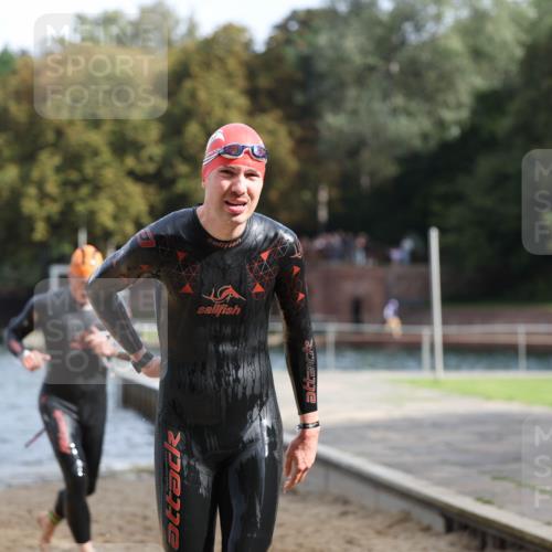 13.09.2026 - Stadtparktriathlon Mo-Foto http://msf.ph/oto/10250853 13.09.2026 11:31:26 Schwimmen 838, 839, 859, 871, 894, 903, 906, 963 meine-sportfotos.de