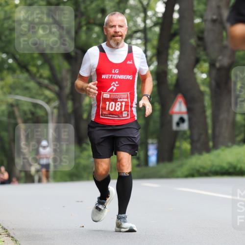 13.09.2026 - 21. swb-Marathon Bremen TobiasT http://msf.ph/oto/10250860 13.09.2026 12:35:35 Laufen 1081, 21 meine-sportfotos.de