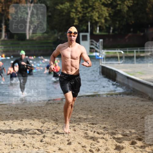 13.09.2026 - Stadtparktriathlon Mo-Foto http://msf.ph/oto/10250877 13.09.2026 11:31:30 Schwimmen 859, 871, 877, 894, 903, 906 meine-sportfotos.de