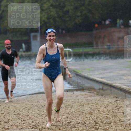 13.09.2026 - Stadtparktriathlon Mo-Foto http://msf.ph/oto/10250890 13.09.2026 12:54:57 Schwimmen 1341, 1348, 1368, 1421 meine-sportfotos.de