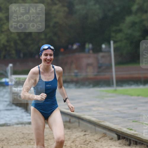 13.09.2026 - Stadtparktriathlon Mo-Foto http://msf.ph/oto/10250895 13.09.2026 12:54:58 Schwimmen 1341, 1368, 1382, 1421 meine-sportfotos.de