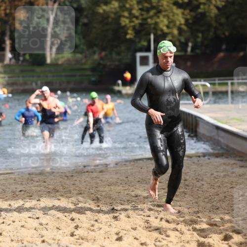 13.09.2026 - Stadtparktriathlon Mo-Foto http://msf.ph/oto/10250898 13.09.2026 11:31:34 Schwimmen 859, 871, 877, 906, 917, 933 meine-sportfotos.de