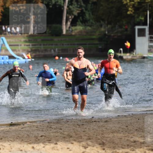 13.09.2026 - Stadtparktriathlon Mo-Foto http://msf.ph/oto/10250906 13.09.2026 11:31:35 Schwimmen 829, 864, 871, 874, 877, 906, 917, 933 meine-sportfotos.de