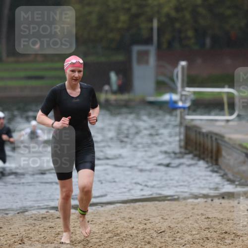 13.09.2026 - Stadtparktriathlon Mo-Foto http://msf.ph/oto/10250915 13.09.2026 12:55:03 Schwimmen 1341, 1368, 1382 meine-sportfotos.de