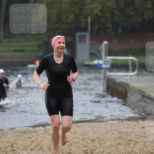 13.09.2026 - Stadtparktriathlon Mo-Foto http://msf.ph/oto/10250919 13.09.2026 12:55:04 Schwimmen 1341, 1368, 1382 meine-sportfotos.de