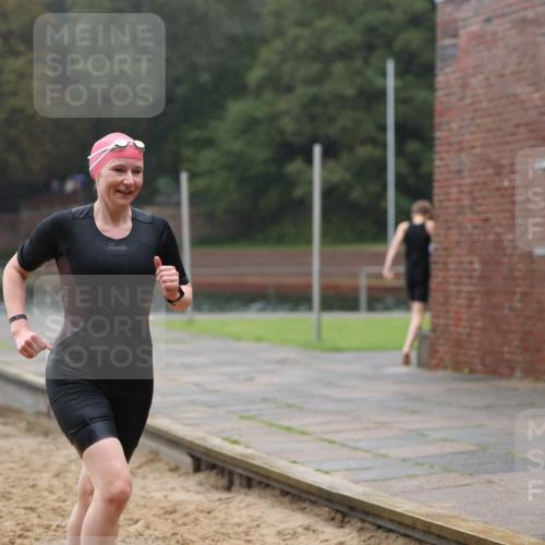 13.09.2026 - Stadtparktriathlon Mo-Foto http://msf.ph/oto/10250933 13.09.2026 12:55:06 Schwimmen 1368, 1382 meine-sportfotos.de