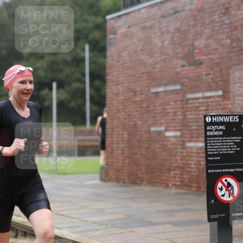 13.09.2026 - Stadtparktriathlon Mo-Foto http://msf.ph/oto/10250936 13.09.2026 12:55:06 Schwimmen 1368, 1382 meine-sportfotos.de