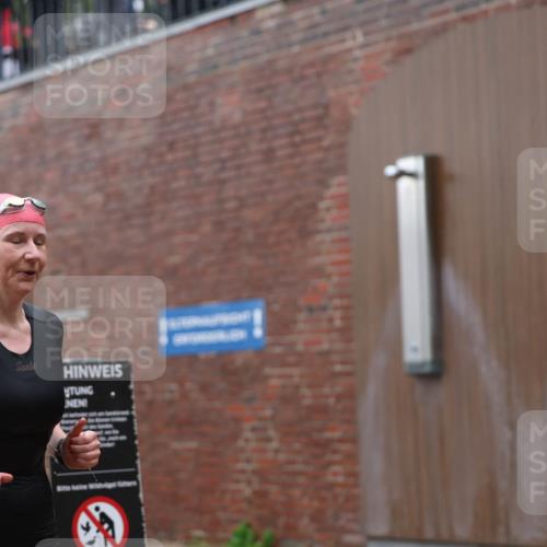 13.09.2026 - Stadtparktriathlon Mo-Foto http://msf.ph/oto/10250940 13.09.2026 12:55:07 Schwimmen 1368, 1382 meine-sportfotos.de