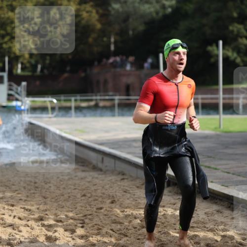 13.09.2026 - Stadtparktriathlon Mo-Foto http://msf.ph/oto/10250946 13.09.2026 11:31:41 Schwimmen 829, 833, 853, 864, 874, 877, 884, 895, 906, 917, 933 meine-sportfotos.de