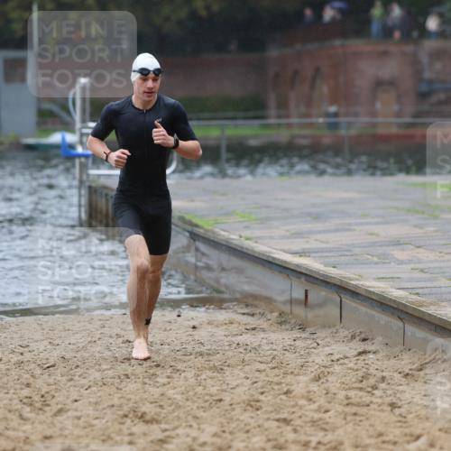 13.09.2026 - Stadtparktriathlon Mo-Foto http://msf.ph/oto/10250947 13.09.2026 12:55:10 Schwimmen 1311, 1368, 1382 meine-sportfotos.de