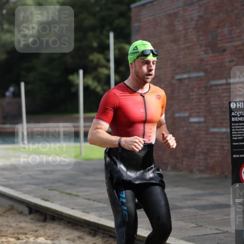 13.09.2026 - Stadtparktriathlon Mo-Foto http://msf.ph/oto/10250950 13.09.2026 11:31:42 Schwimmen 829, 833, 853, 864, 874, 877, 884, 895, 906, 917, 933 meine-sportfotos.de